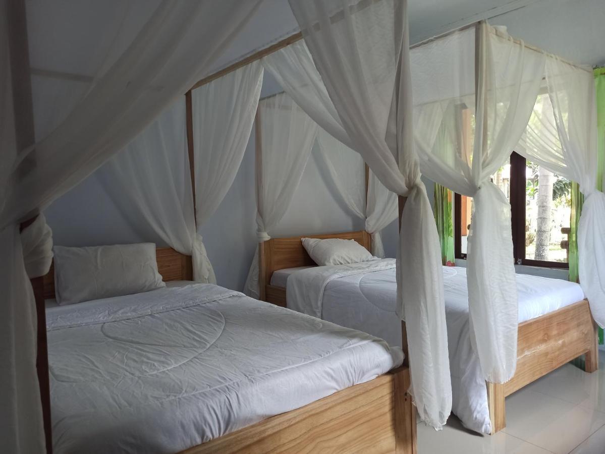 Tangkoko Jungle Homestay Rinondoran Exterior foto